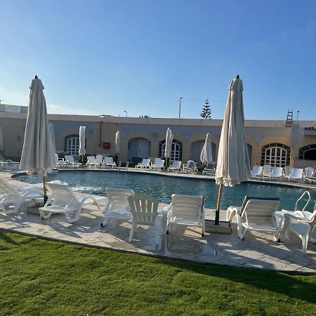 Golden Lake Marina Hotel Ел Аламейн Екстериор снимка