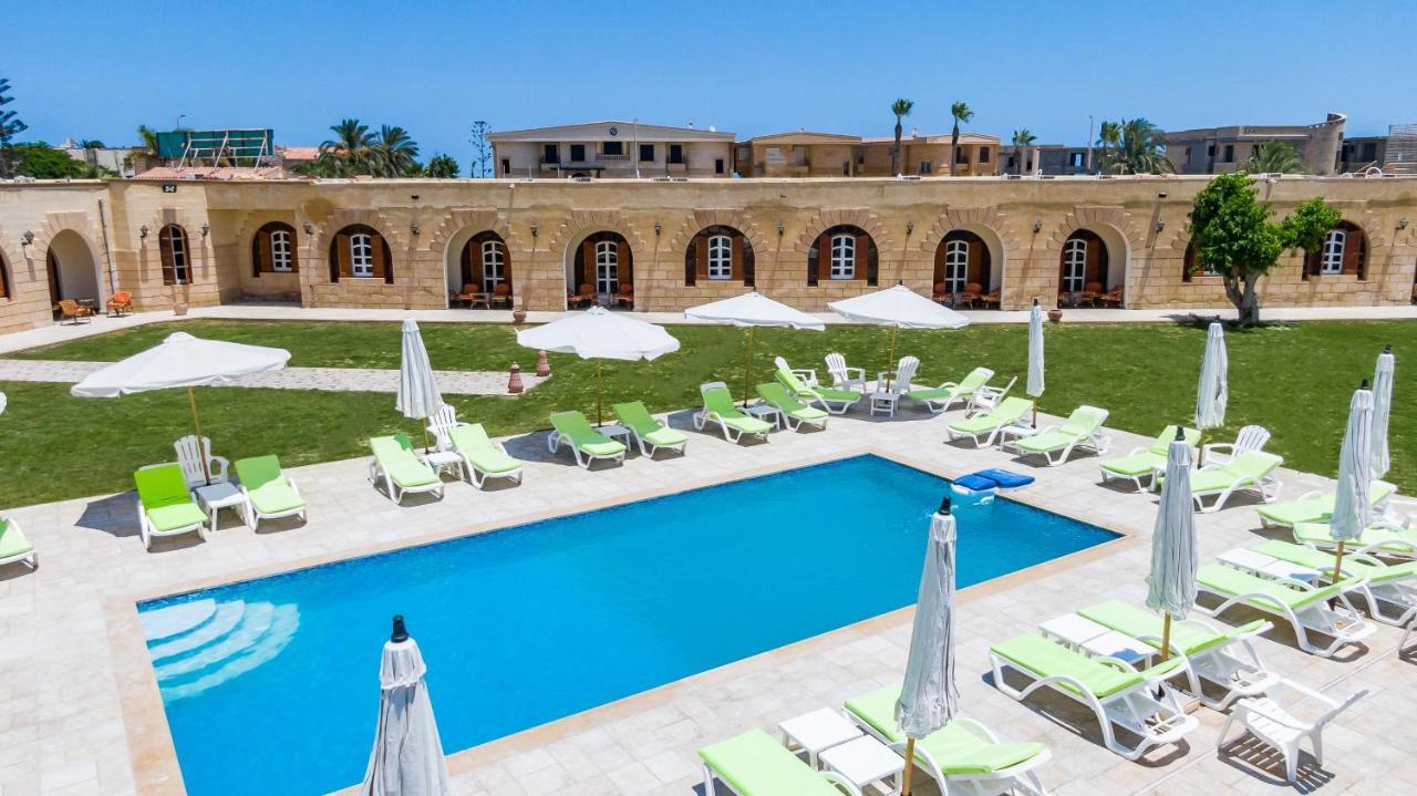 Golden Lake Marina Hotel Ел Аламейн Екстериор снимка