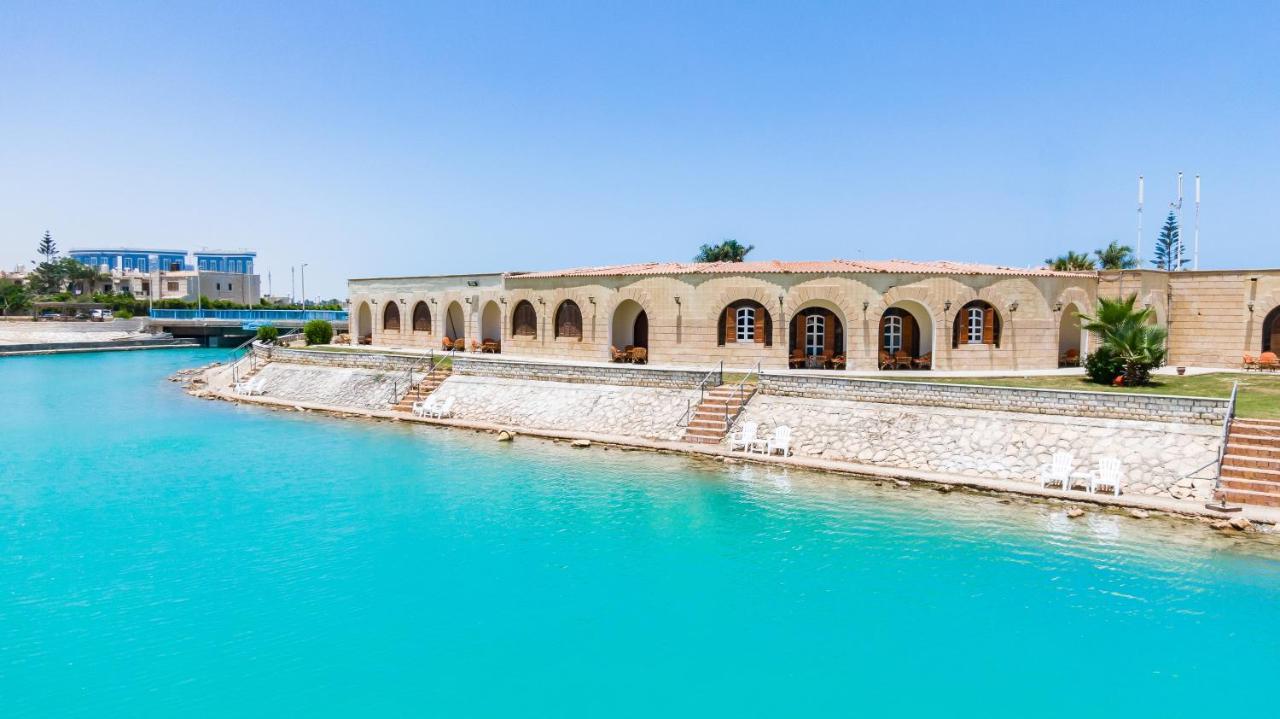 Golden Lake Marina Hotel Ел Аламейн Екстериор снимка
