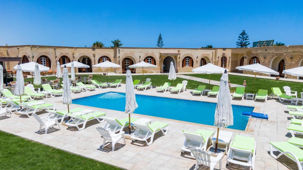 Golden Lake Marina Hotel Ел Аламейн Екстериор снимка