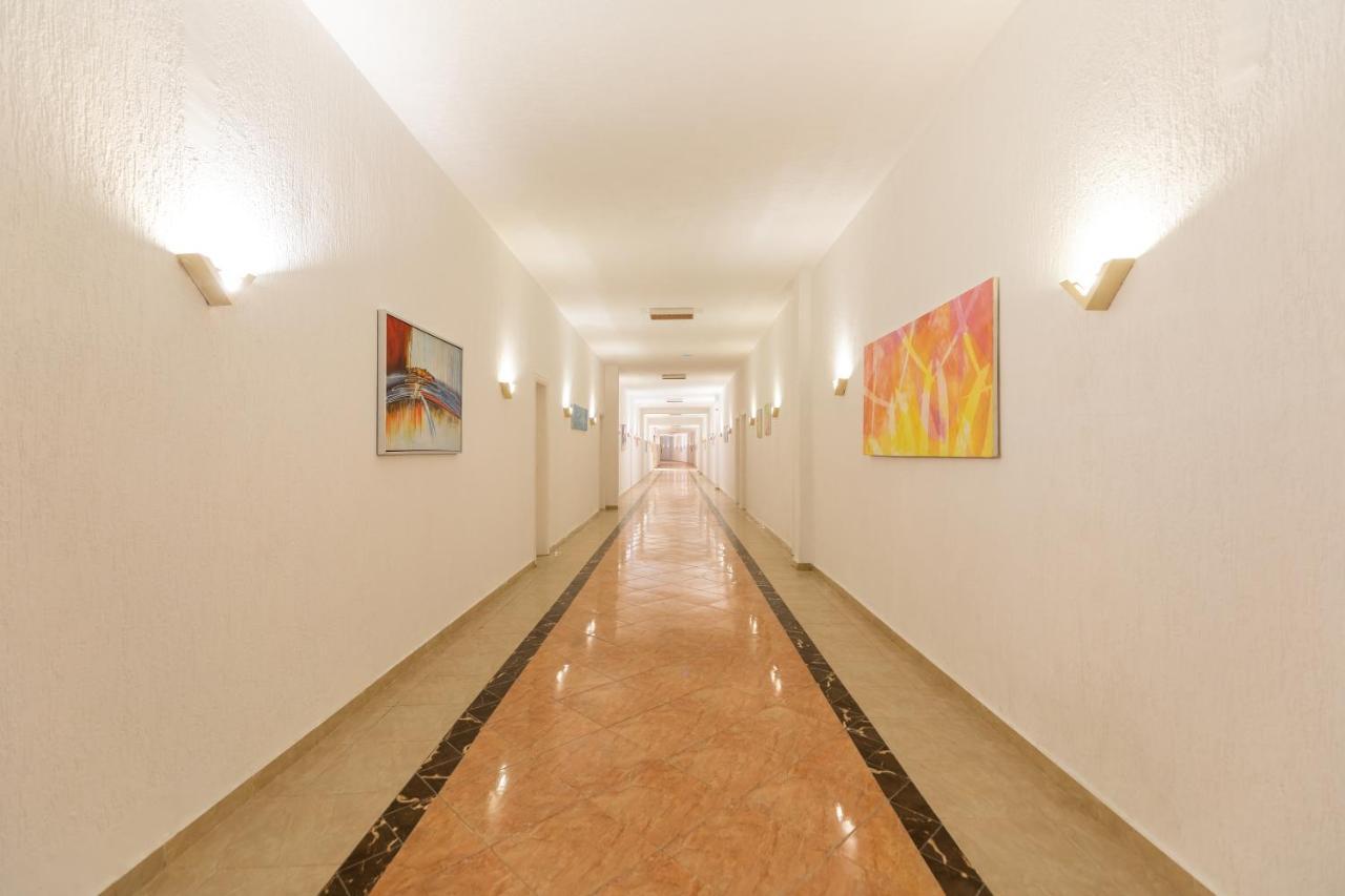 Golden Lake Marina Hotel Ел Аламейн Екстериор снимка