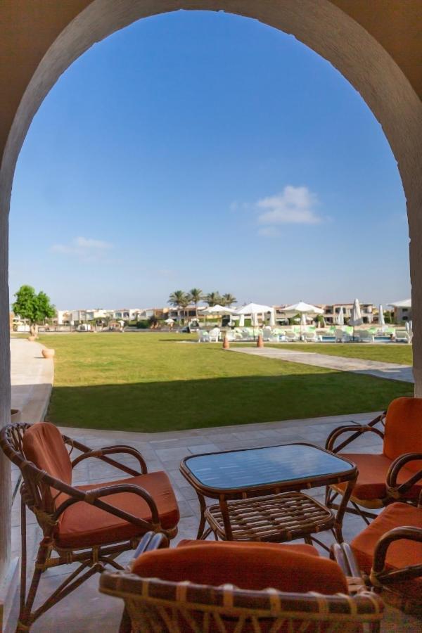 Golden Lake Marina Hotel Ел Аламейн Екстериор снимка