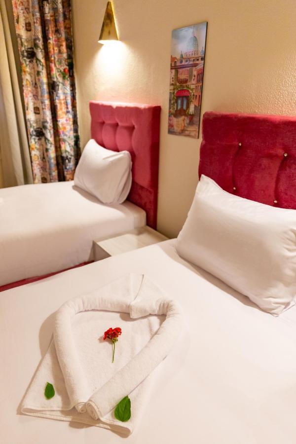 Golden Lake Marina Hotel Ел Аламейн Екстериор снимка