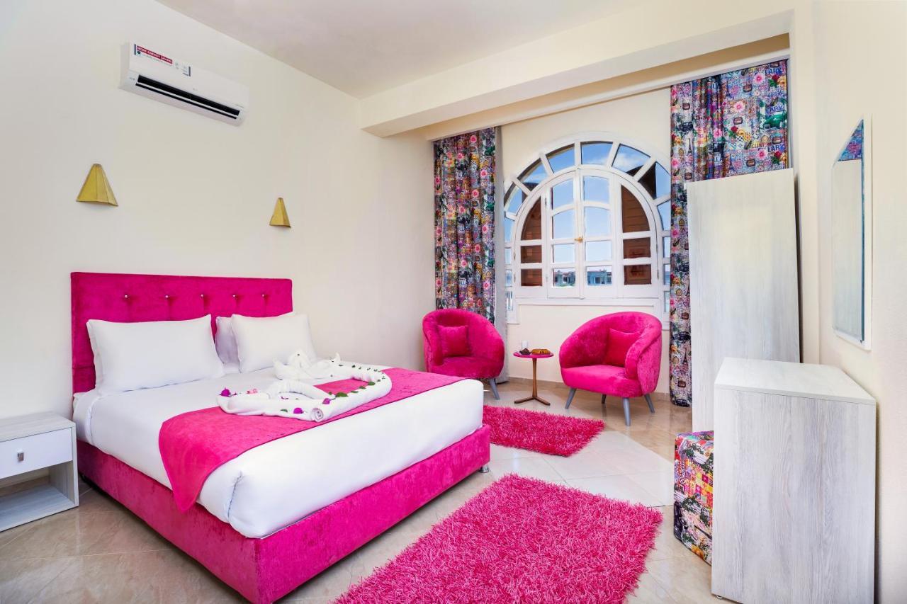 Golden Lake Marina Hotel Ел Аламейн Екстериор снимка